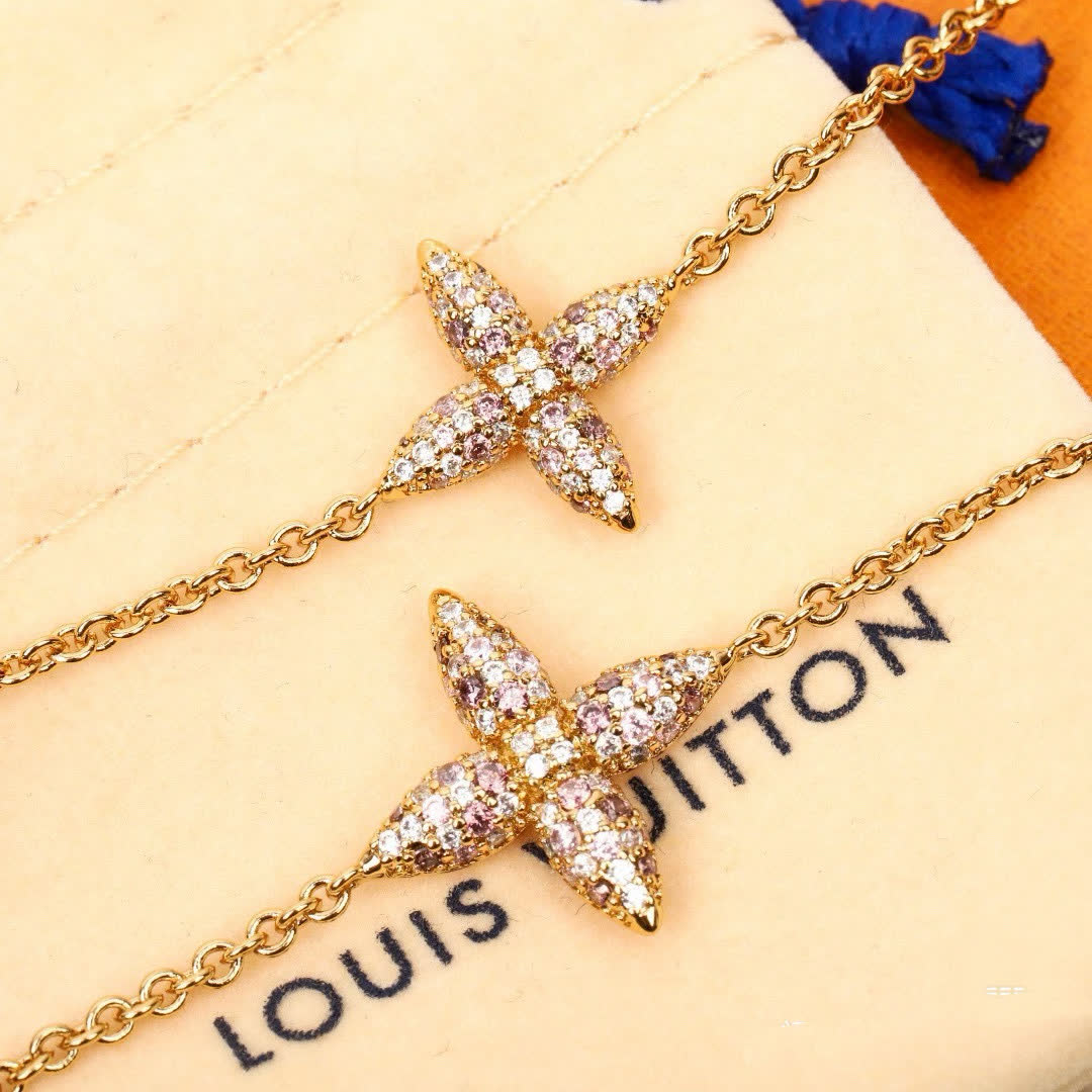 Louis Vuitton Star Charm Necklace
